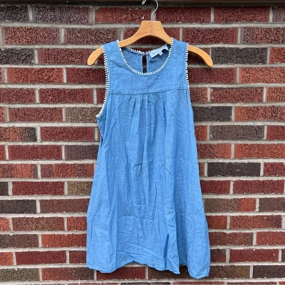 Tuckernuck | Dresses | Tuckernuck Light Denim Chambray Crochet Hem Trim Sleeveless Shift Dress | Poshmark Tuckernuck | Dresses | Tuckernuck Light Denim Chambray Crochet Hem Trim Sleeveless Shift Dress | Poshmark